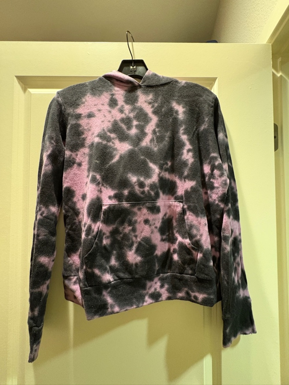 Monrow Purple Tie-Dye Hooded Pullover Sweater